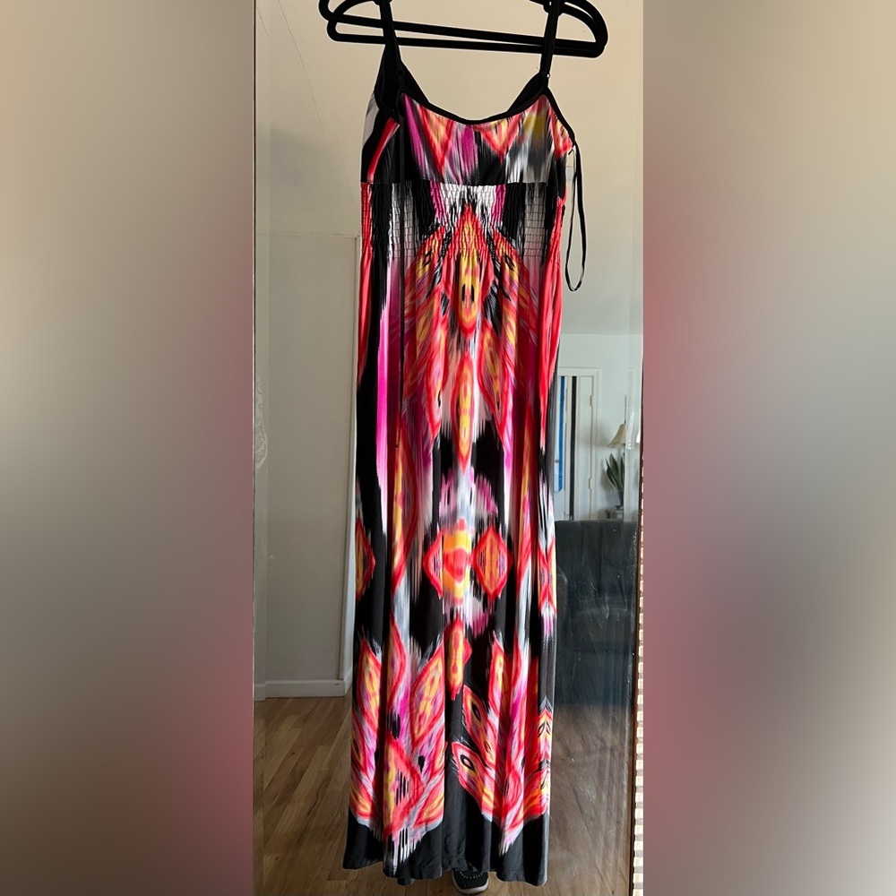 Maxi Snap Multicolor Abstract Dress size large - Picture 2 of 3
